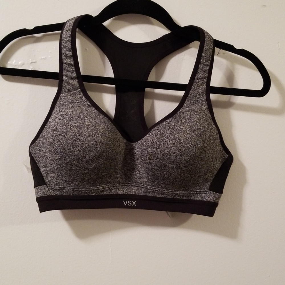 VS incredible knockout Sports bra